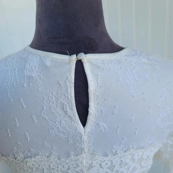 Express Top Women White Nylon Keyhole Short Sleeve Crew Neck Lace Shirt Stretc S - Picture 8 of 8